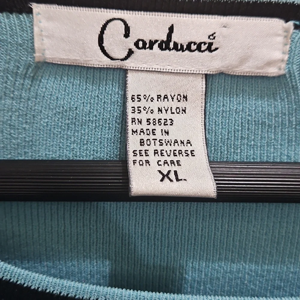 Carducci artsy whipstitch